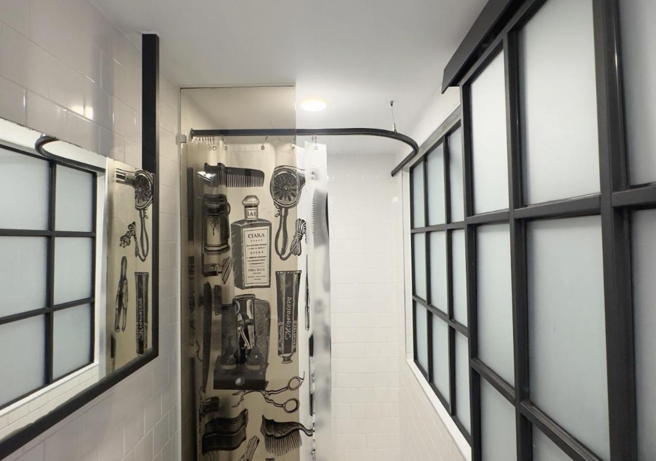 Art'otel Ximending Taipei Bagian luar foto